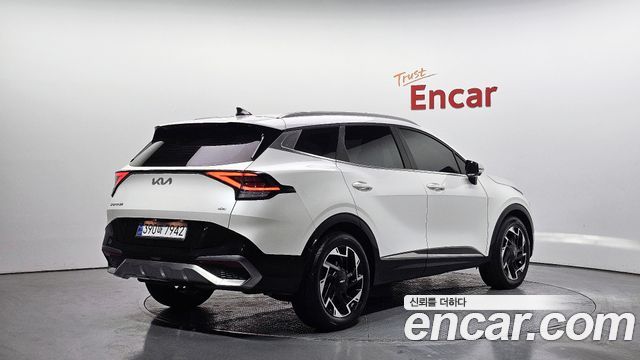 Kia Sportage (V) Diesel 2.0 4WD Nobleless 2022 — фото 2