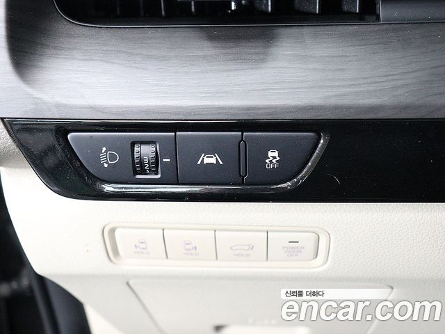 Kia Carnival (IV) Gasoline 9-Seater Noblesse 2023 — фото 17