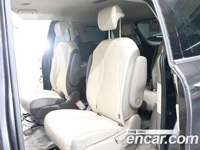 Kia Carnival (IV) Gasoline 9-Seater Noblesse 2023 — фото 20