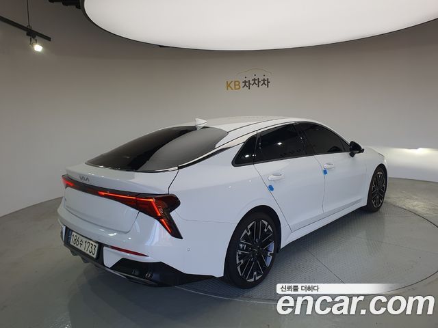 Kia K5 (III) 1.6 Turbo Signature 2024 — фото 2