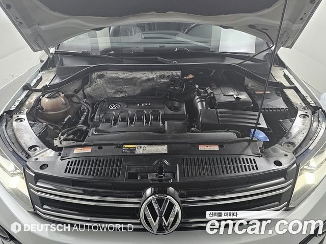 Volkswagen Tiguan 2.0 TDI  Premium 5N 2016 — фото 6