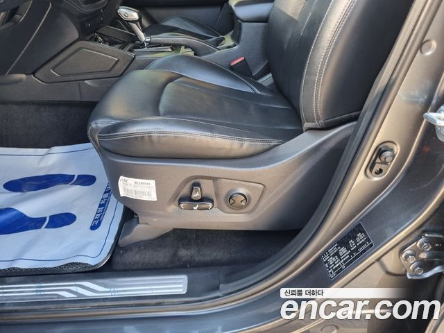 KG Mobility (SsangYong) Rexton Sports Khan Diesel 2.2 4WD Prestige 2022 — фото 18