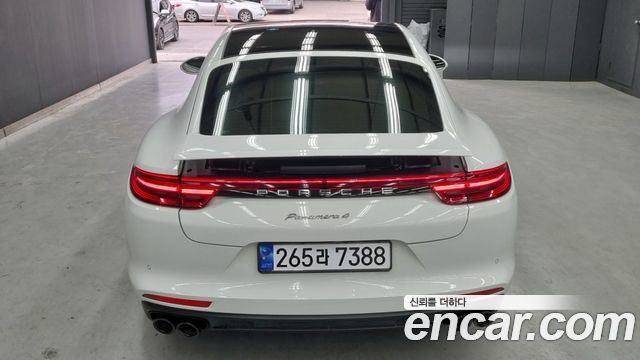 Porsche Panamera (971) 3.0 AWD 2018 — фото 4