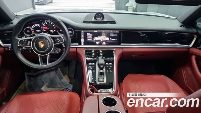 Porsche Panamera (971) 3.0 AWD 2018 — фото 5