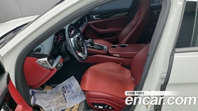 Porsche Panamera (971) 3.0 AWD 2018 — фото 7