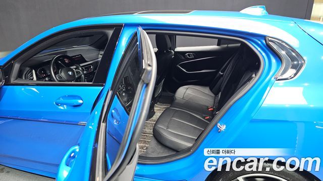 BMW 1 Series (F40) 120i M Sports 2022 — фото 13