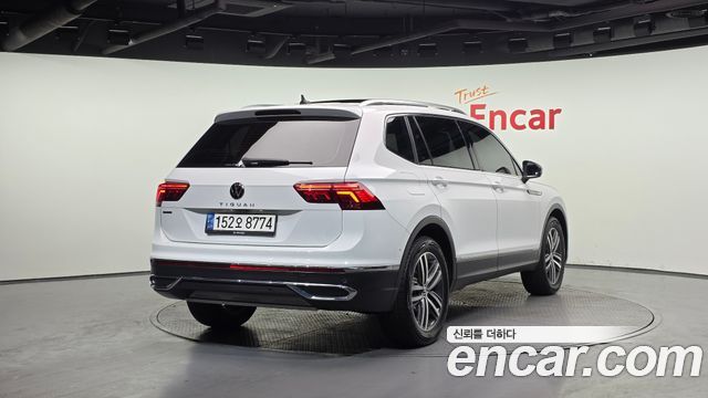 Volkswagen Tiguan Allspace 2.0 TSI Prestige 2022 — фото 2