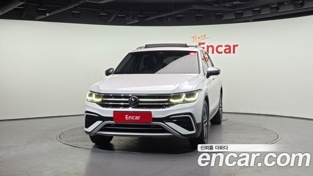 Volkswagen Tiguan Allspace 2.0 TSI Prestige 2022 — фото 3