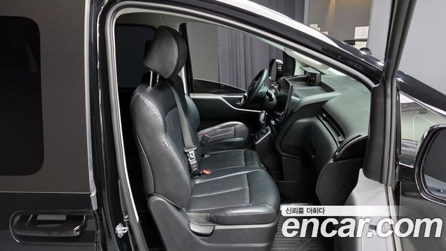 Hyundai Staria Tourer 9-Seater Modern 2022 — фото 12