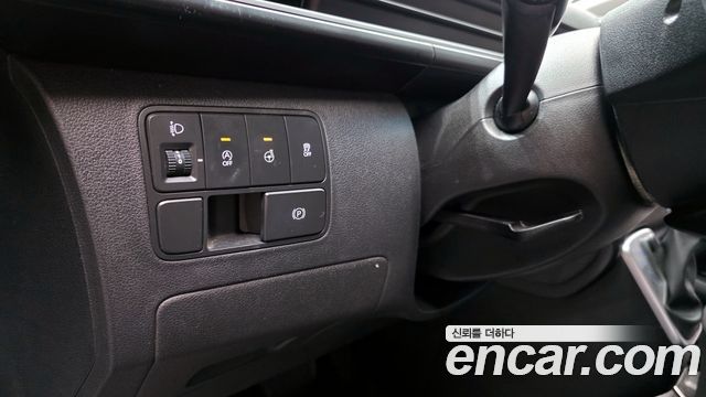 Hyundai Staria Tourer 9-Seater Modern 2022 — фото 15
