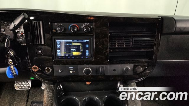 Chevrolet Express Van 6.0 2017 — фото 14