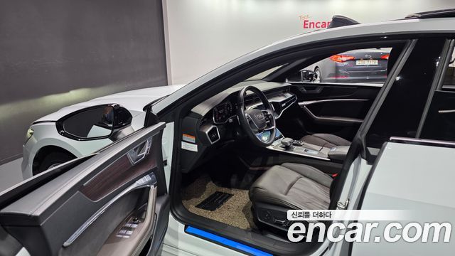 Audi A7 (4K) 55 TFSI Quattro Premium 2022 — фото 11