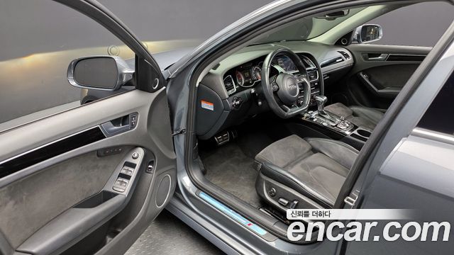 Audi A4 35 TDI Quattro Prestige B8 2016 — фото 11
