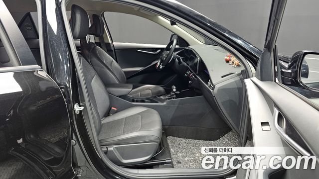 Kia Niro Prestige 2022 — фото 11