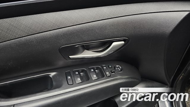 Hyundai Tucson (NX4) Gasoline 1.6 Turbo 4WD Premium 2021 — фото 16