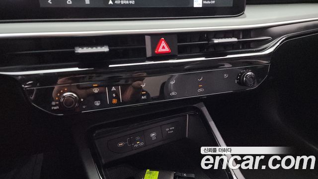Kia K5 (III) 2.0 LPi(Rent) Trendy 2024 — фото 18