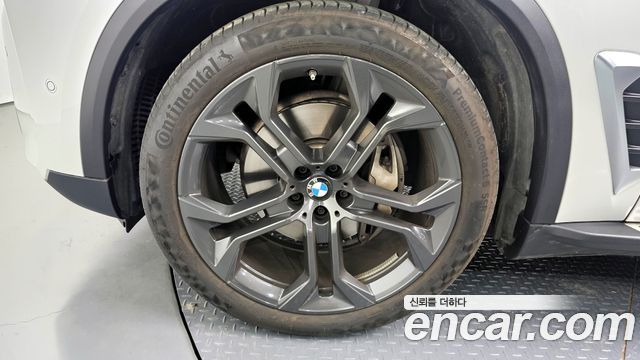 BMW X5 (G05) xDrive 40i xLine 2024 — фото 5