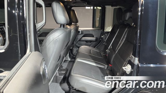 Jeep Wrangler (JL) 2.0 Overland Power Top 4Door 4xe 2022 — фото 12