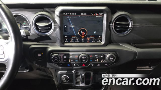 Jeep Wrangler (JL) 2.0 Overland Power Top 4Door 4xe 2022 — фото 15