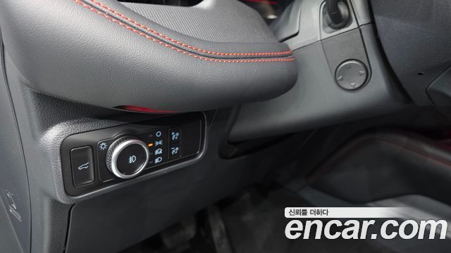 Ford Explorer (VI) 2.3 ST-Line 4WD 2025 — фото 16