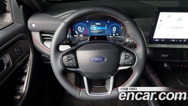 Ford Explorer (VI) 2.3 ST-Line 4WD 2025 — фото 19