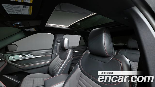 Ford Explorer (VI) 2.3 ST-Line 4WD 2025 — фото 22