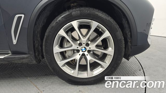 BMW X5 (G05) xDrive 45e xLine 2021 — фото 5