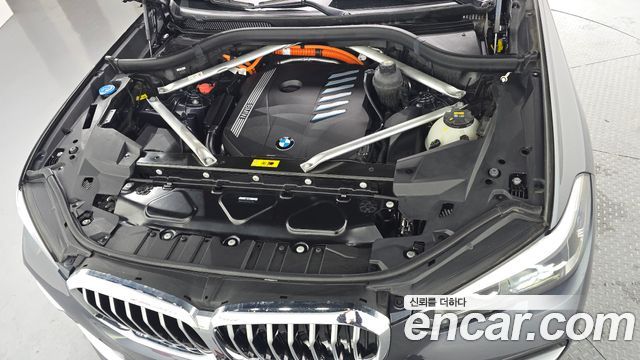 BMW X5 (G05) xDrive 45e xLine 2021 — фото 6