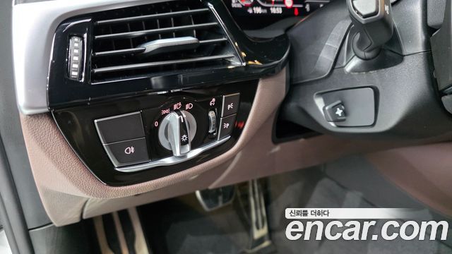 BMW 6 Series GT (G32) 620d M Sport 2023 — фото 10