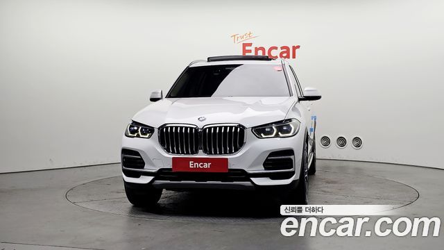 BMW X5 (G05) xDrive 40i xLine 2022 — фото 3