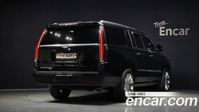 Cadillac Escalade 6.2 ESV 4th 2019 — фото 2
