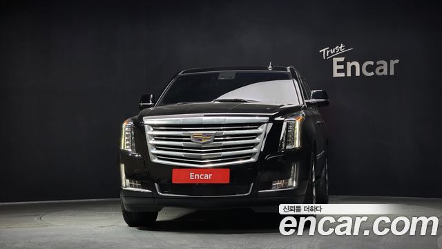 Cadillac Escalade 6.2 ESV 4th 2019 — фото 3