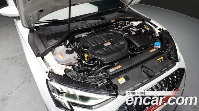 Audi A3 (8Y) 40 TFSI Premium 2024 — фото 6