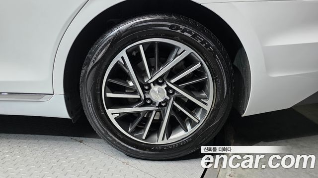 Hyundai Grandeur (IG) 2.5 Premium Choice 2021 — фото 5