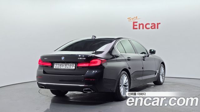 BMW 5 Series (G30) 523d xDrive Luxury 2021 — фото 2