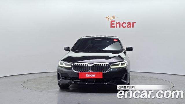 BMW 5 Series (G30) 523d xDrive Luxury 2021 — фото 3
