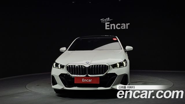 BMW 5 Series (G60) 530i xDrive M Sport 2025 — фото 3