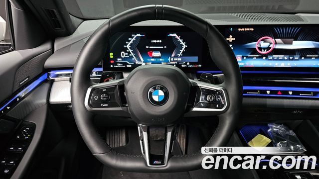 BMW 5 Series (G60) 530i xDrive M Sport 2025 — фото 13