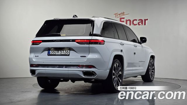 Jeep Grand Cherokee (WL) 3.6 Overland 2023 — фото 2