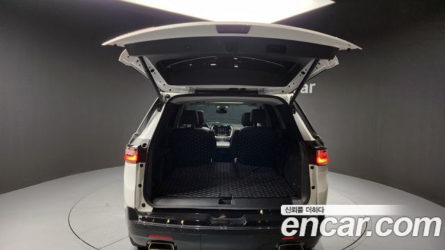 Chevrolet Traverse 3.6 AWD Redline 2021 — фото 20