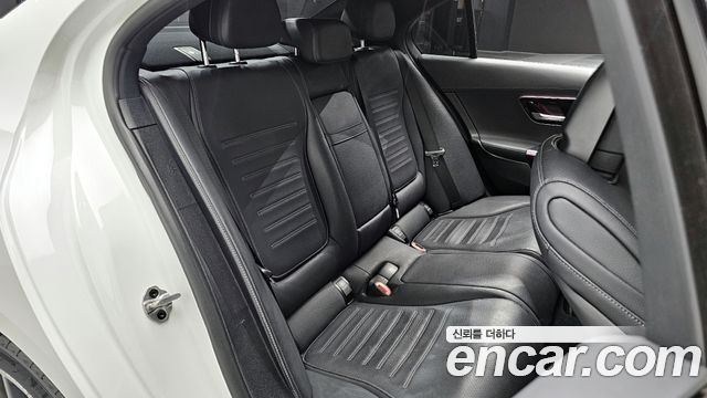 Mercedes-Benz C-Class (W206) C300 AMG Line 2022 — фото 12