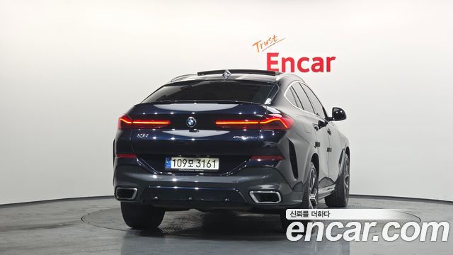 BMW X6 (G06) xDrive40i M Sport 2021 — фото 4