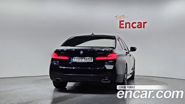 BMW 5 Series (G30) 530i xDrive M Sport Package 2023 — фото 4