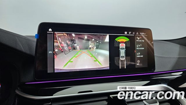BMW 5 Series (G30) 530i xDrive M Sport Package 2023 — фото 18