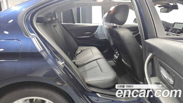 BMW 3 Series (F30) 320d xDrive 2015 — фото 16