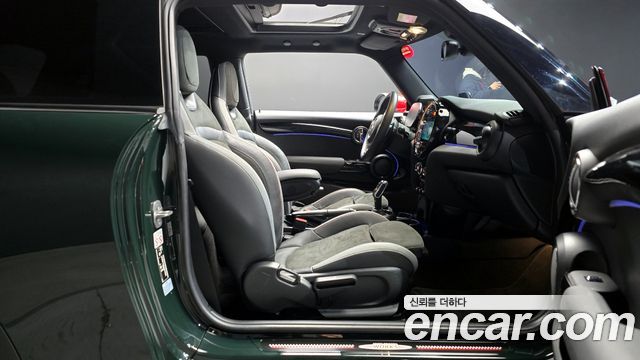 MINI Cooper S JCW 3rd Generation 2022 — фото 10