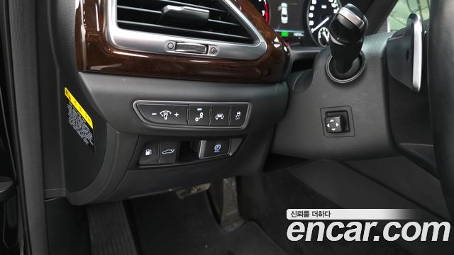 Genesis EQ900 3.3 T-GDI AWD Premiun Luxury 2016 — фото 14