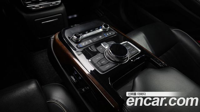 Genesis EQ900 3.3 T-GDI AWD Premiun Luxury 2016 — фото 19