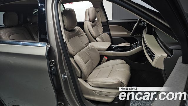 Lincoln Aviator (II) 3.0 Reserve  AWD 2021 — фото 10