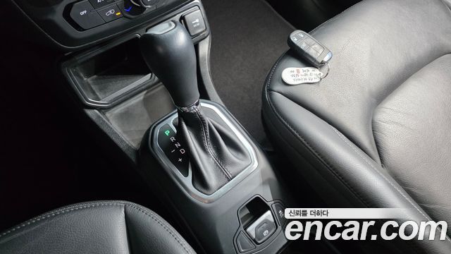 Jeep Renegade 2.4 Longitude High 2018 — фото 9